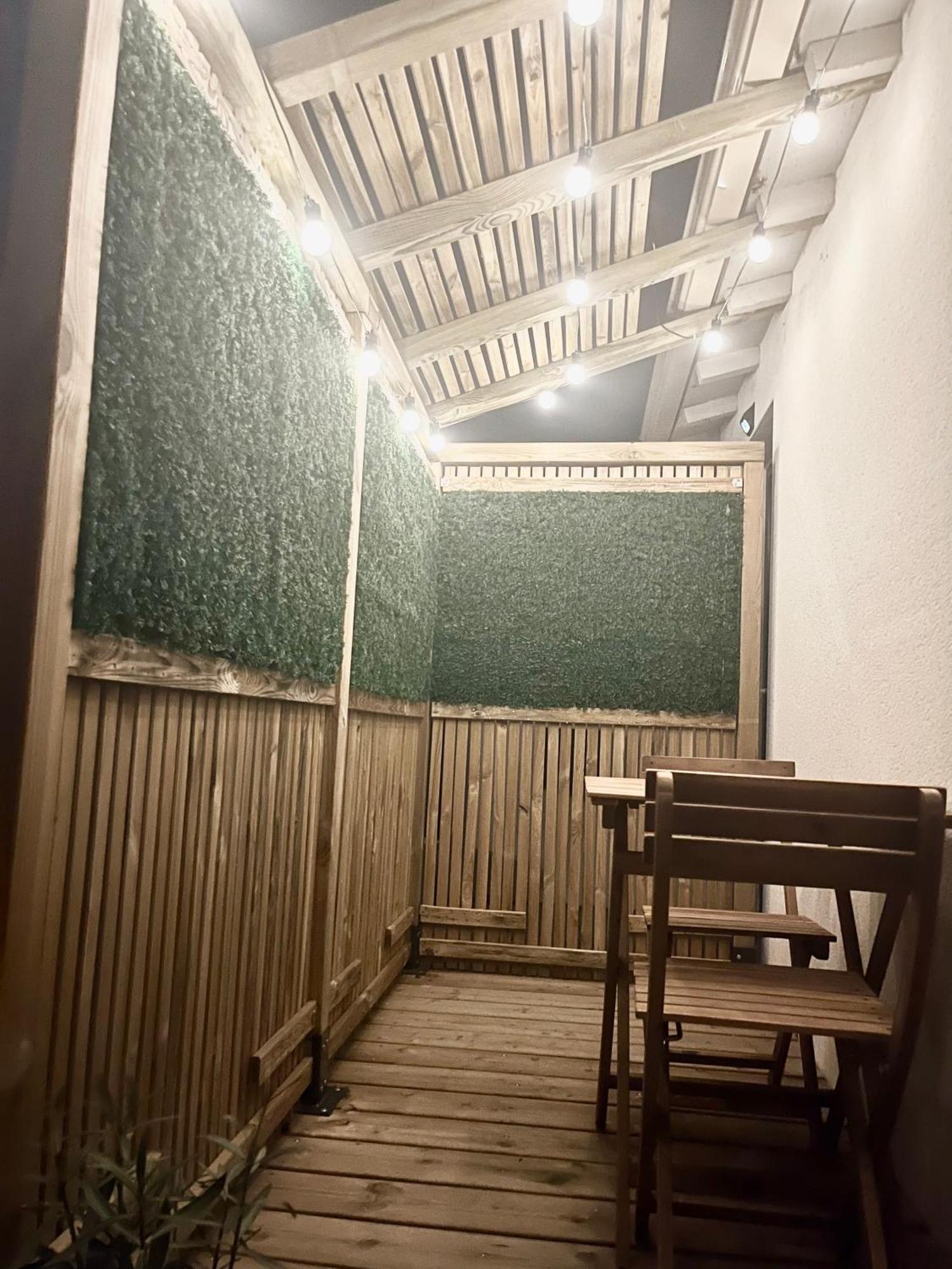 Suite Avec Sauna 36M² Niort Exterior foto
